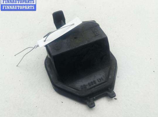 купить Крышка (заглушка) задняя фары правой на Volkswagen Passat B4