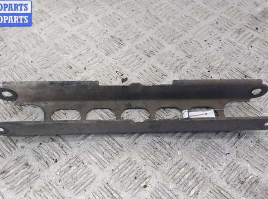 купить Рычаг подвески задний правый на BMW 1 E81/E87 (2004-2012)