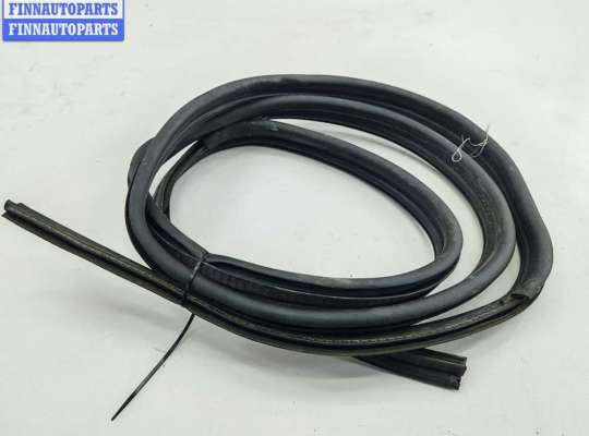 купить Уплотнитель крышки (двери) багажника на Renault Laguna I (1993-2000)