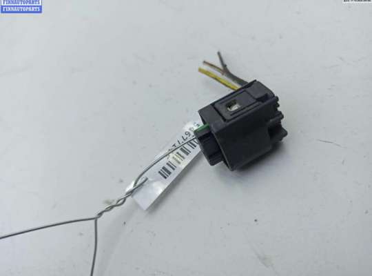 Разъем (фишка) проводки OP2202666 на Opel Vectra C (2002-2008)