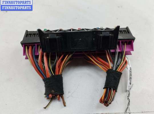 купить Корпус блока предохранителей на Seat Alhambra (2000-2010)