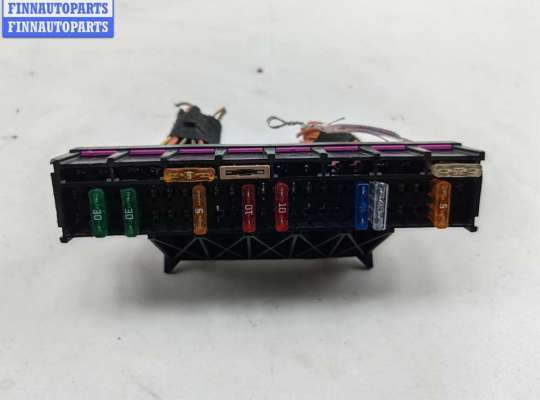 купить Корпус блока предохранителей на Seat Alhambra (2000-2010)