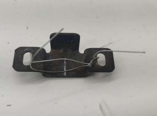 купить Кронштейн радиатора на Audi A6 C5 (1997-2005)