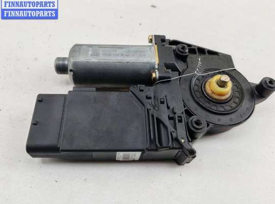 купить Моторчик стеклоподъемника передний правый на Volkswagen Passat B5