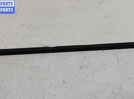 купить Молдинг стекла двери задней левой наружный на Dacia (Renault) Logan