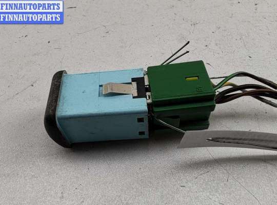 купить Кнопка обогрева сидений на Opel Astra G (1998-2004)