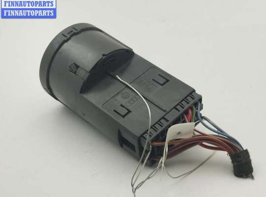 купить Переключатель света на Skoda Fabia mk2 (5J) 2007-2014