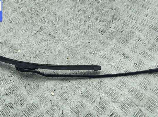 купить Щеткодержатель (поводок стеклоочистителя) передний на Opel Corsa C (2000-2006)