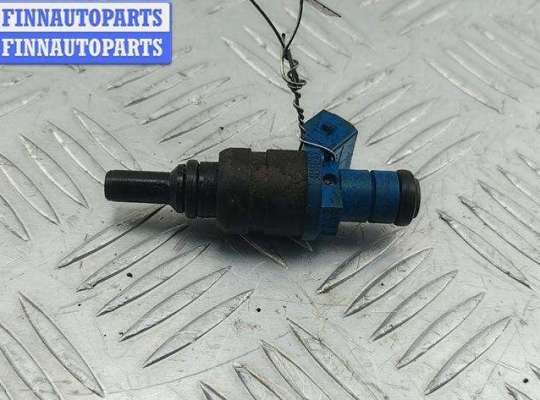 купить Форсунка топливная на Volkswagen Passat B5