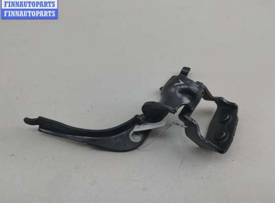 купить Петля крышки (двери) багажника на Audi A4 B7 (2004-2008)