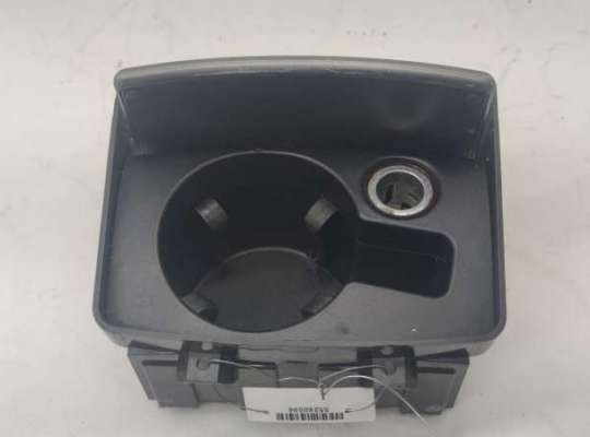 купить Подстаканник на Audi A6 C6 (2004-2011)