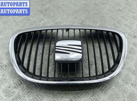 купить Решетка радиатора на Seat Toledo (2004-2009)