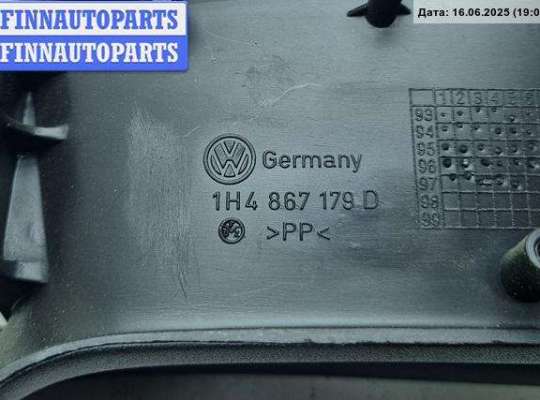 купить Ручка двери внутренняя задняя левая на Volkswagen Golf-3
