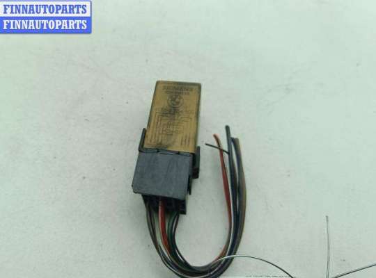 купить Реле стеклоочистителя (дворников) на BMW 5 E39 (1995-2003)