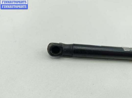 купить Амортизатор капота на Volkswagen Passat B6