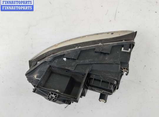 купить Фара правая на Audi A4 B6 (2001-2004)