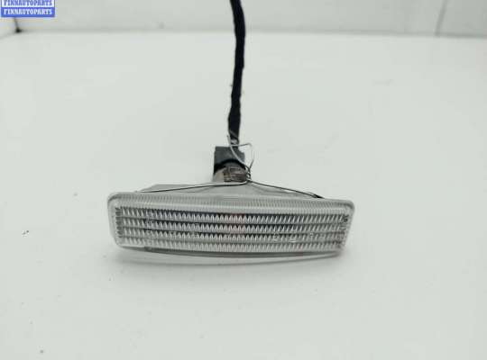 купить Повторитель поворота правый на BMW 5 E39 (1995-2003)