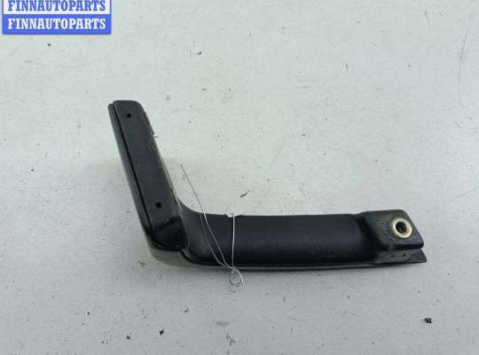 купить Ручка двери внутренняя передняя правая на Volkswagen Transporter T4