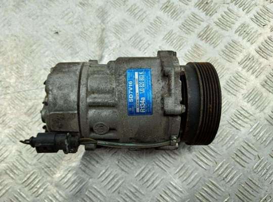 Компрессор кондиционера VG2842943 на Volkswagen Golf-4