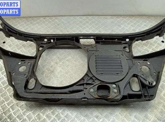 купить Рамка передняя (панель кузовная, телевизор) на Audi A4 B5 (1994-2001)