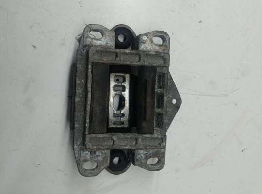 купить Подушка крепления КПП на Ford Mondeo III (2000-2007)