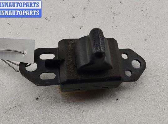 купить Кнопка центрального замка на Chrysler Voyager (2001-2007)