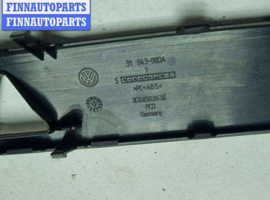 купить Накладка декоративная на торпедо на Volkswagen Passat B6