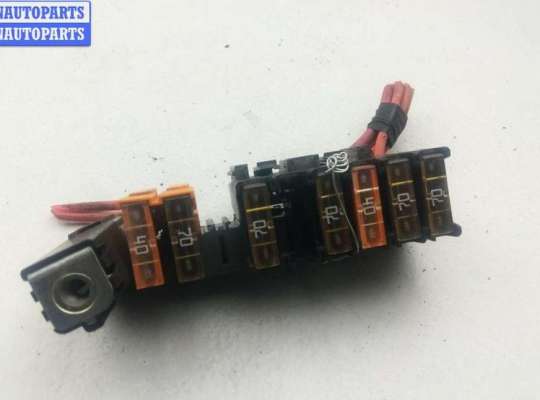 купить Блок предохранителей на Renault Scenic II (2003-2009)