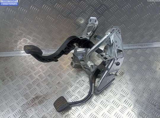 купить Узел педальный на Opel Vectra C (2002-2008)