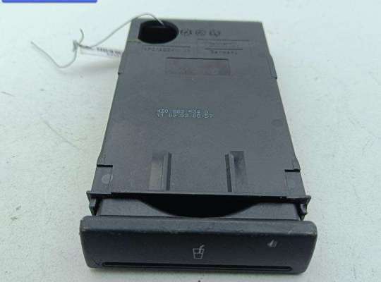 купить Подстаканник на Audi A6 C5 (1997-2005)