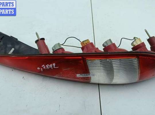 купить Фонарь задний правый на Ford Mondeo III (2000-2007)