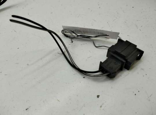 Разъем (фишка) проводки VG2167361 на Volkswagen Passat B4