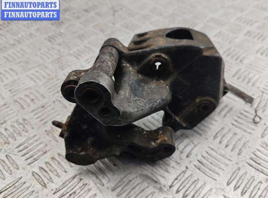 купить Кронштейн гидроусилителя на Volkswagen Passat B3