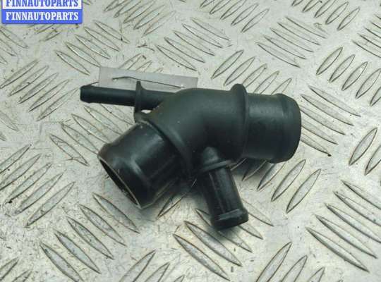 купить Фланец (тройник) системы охлаждения на Volkswagen Bora