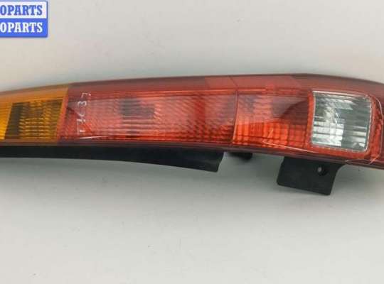 Фонарь задний правый HD529436 на Honda CR-V (2002-2006)