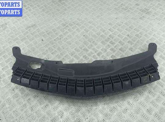 купить Решетка радиатора на Opel Astra H (2004-2009)