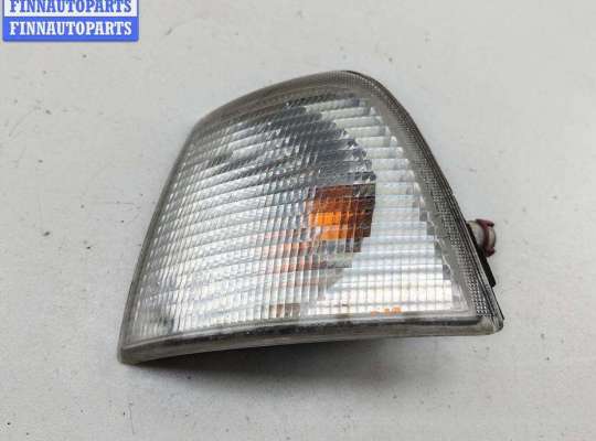 Поворотник (указатель поворота) левый AU1717678 на Audi 80 B4 (1991-1996)