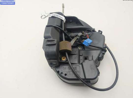 купить Замок двери задней правой на Mercedes C-Class W203 (2000-2006)