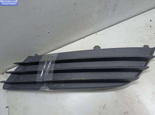 купить Решётка (заглушка) в бампер на Opel Astra H (2004-2009)