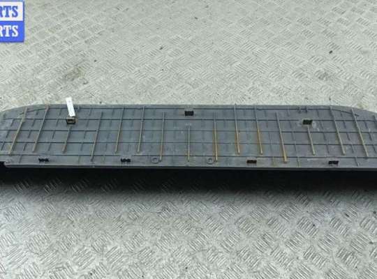 купить Накладка на порог внутренняя (салона) на Mercedes Vito-2 / Viano W639 (2003-2014)