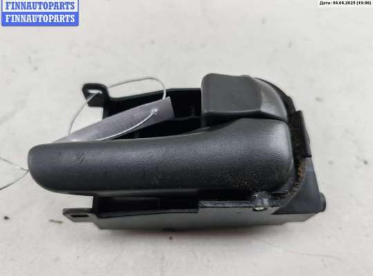 купить Ручка двери внутренняя передняя правая на Nissan Primera P11 (1996-1999)