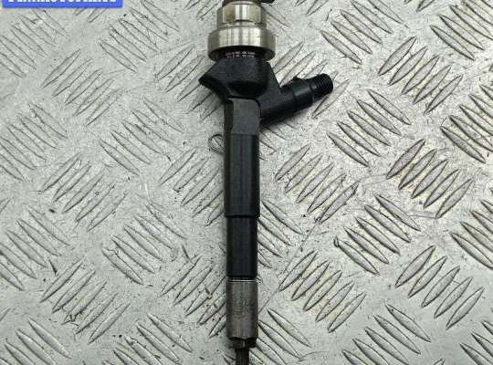 Форсунка топливная OP2391108 на Opel Zafira B (2004-2014)