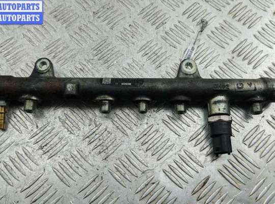 Рампа (рейка) топливная RN1540351 на Renault Scenic II (2003-2009)