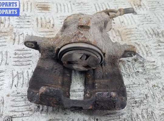 купить Суппорт передний правый на Volkswagen Passat B4