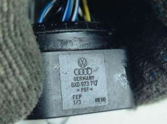 купить Разъем (фишка) проводки на Volkswagen Bora