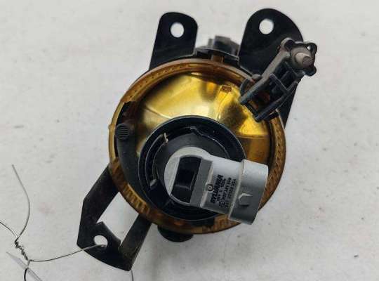 купить Фара противотуманная левая на Volkswagen Passat B6