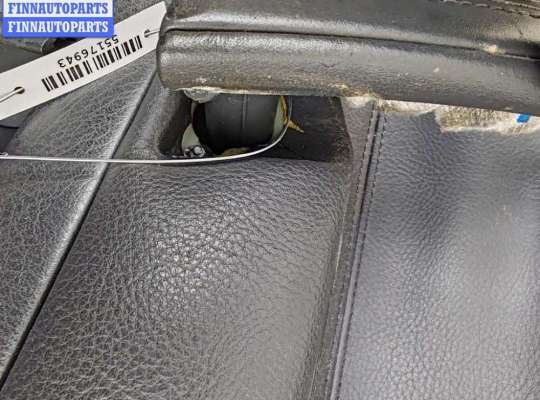 купить Обшивка двери задней правой (дверная карта) на Volkswagen Touareg