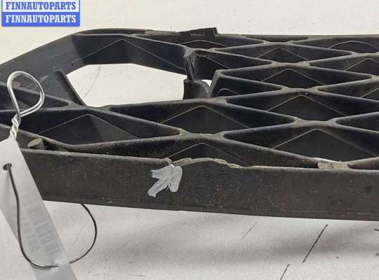 купить Решётка (заглушка) в бампер на Ford Galaxy (2000-2006)