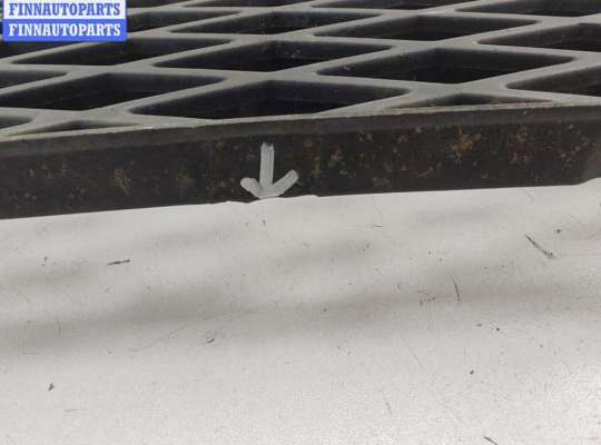 купить Решётка (заглушка) в бампер на Ford Galaxy (2000-2006)