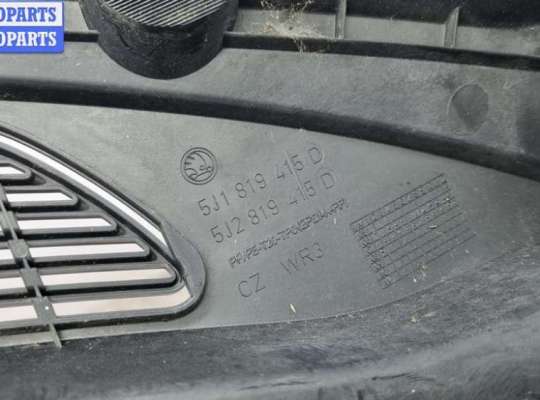 купить Дождевик на Skoda Roomster